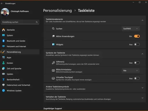 Einstellungen für die Windows 11 Taskleiste: Suche, Widgets und Symbole anpassen für einen schnellen Zugriff.