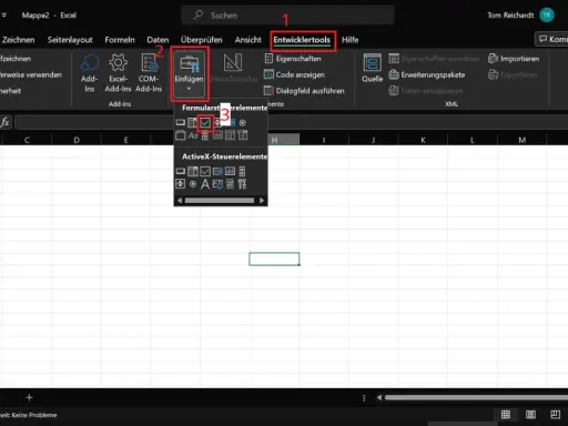 Excel: Im Menü "Entwicklertools" wird ein Dropdown für "Einfügen" geöffnet, das ein Excel ankreuzfeld zeigt.
