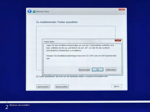 Windows Setup: Zu installierenden Treiber auswählen. Ein Fenster zeigt, dass ein Treiber für die Windows 11 Installation fehlt.